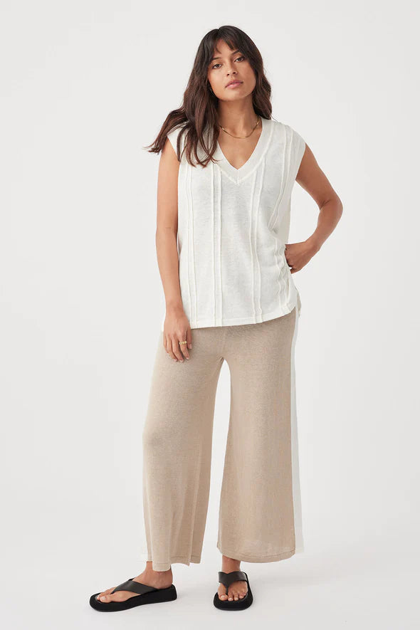 Plus Size Women's Elastic - Waist Culottes in Earth TonesARCAAMOVEMENT larri pant - taupe & cream Plus Size Women's Elastic - Waist Culottes in Earth TonesARCAAMOVEMENT larri pant - taupe & cream