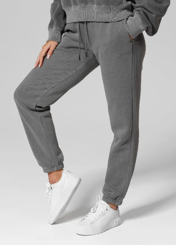 Plus Size Women's High - Waisted Bootcut Jeans in Distressed StyleWomen's sweatpants Washed Manzanita II Plus Size Women's High - Waisted Bootcut Jeans in Distressed StyleWomen's sweatpants Washed Manzanita II