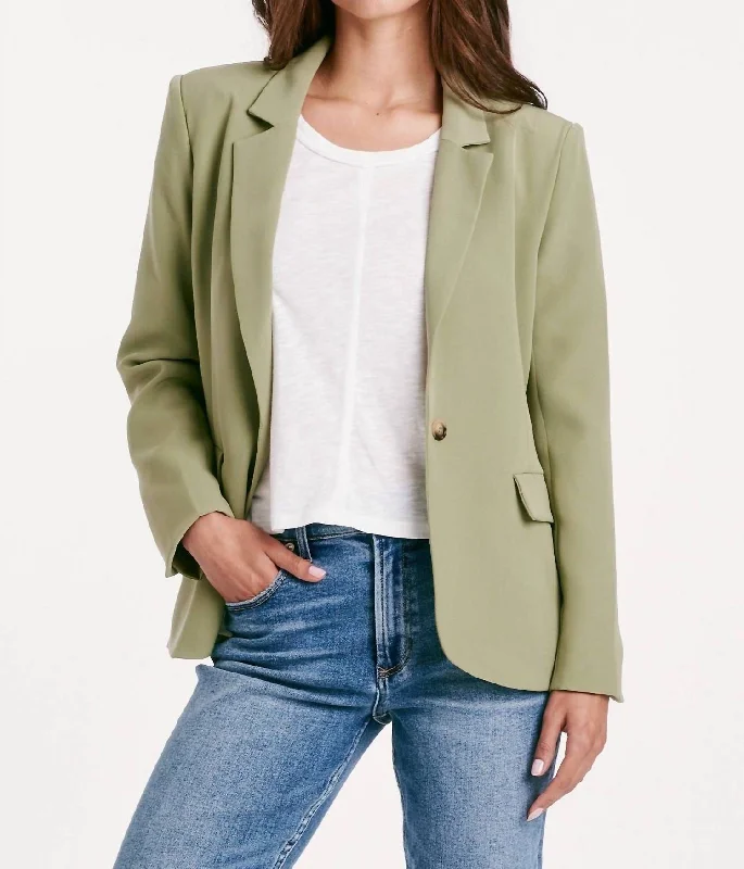 Double - Breasted Women's Polyester Blazers in Bright Colors for a Fun StyleBerkley Blazer Jacket In Green Double - Breasted Women's Polyester Blazers in Bright Colors for a Fun StyleBerkley Blazer Jacket In Green
