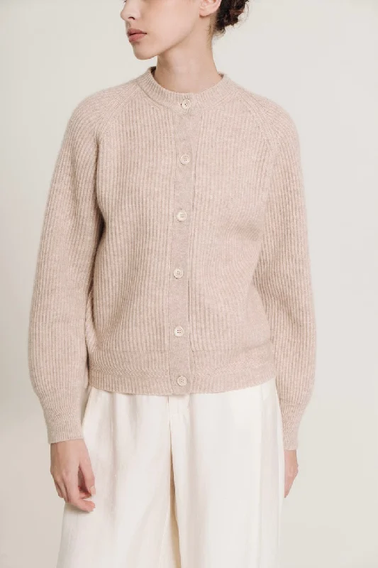 open front women cardigan for easy stylingALBANY Cardigan by Madeleine Thompson Cashmere open front women cardigan for easy stylingALBANY Cardigan by Madeleine Thompson Cashmere