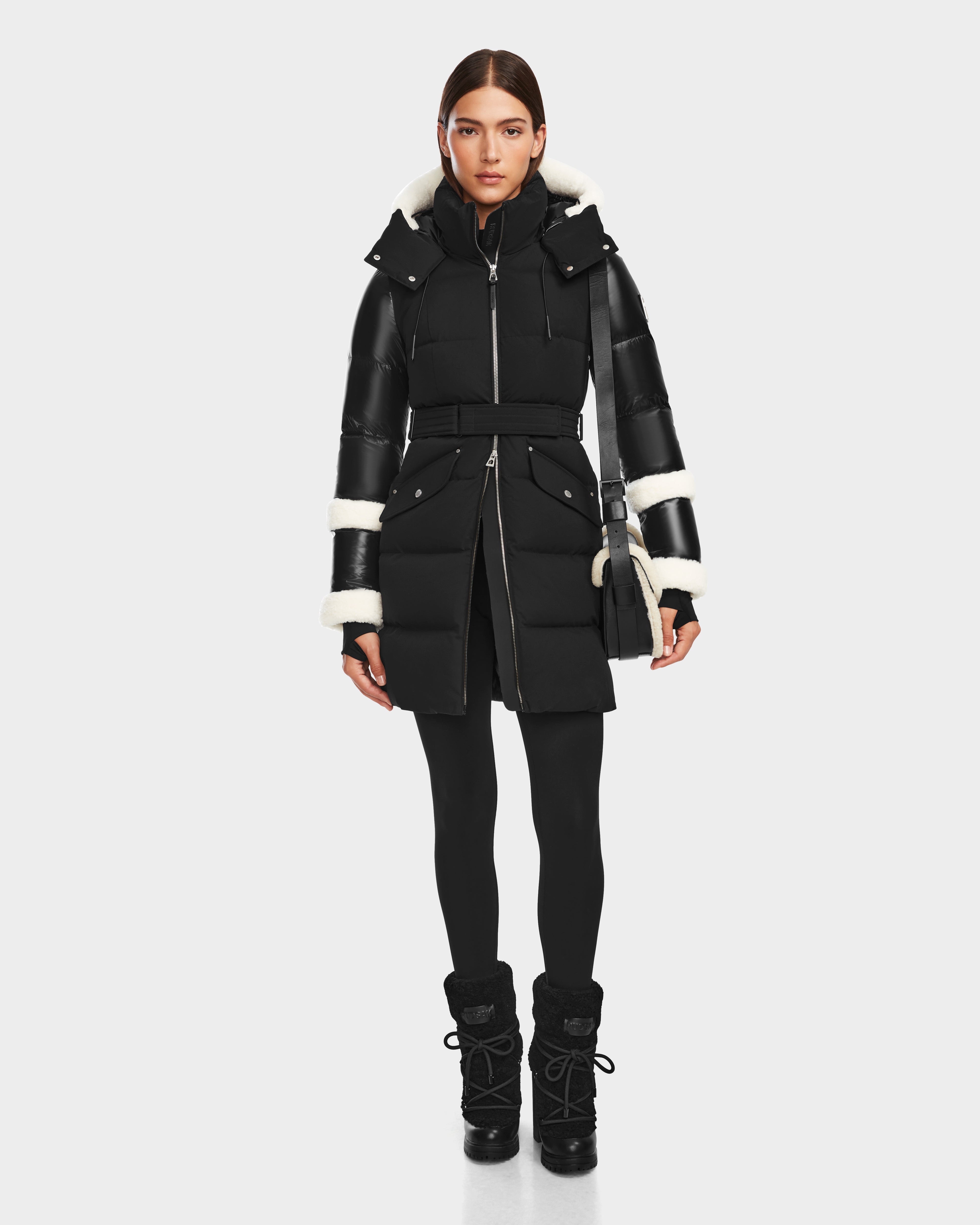 Water - resistant women's trench coats with adjustable cuffs for rainy daysAUDREY L - 8124585 Black Water - resistant women's trench coats with adjustable cuffs for rainy daysAUDREY L - 8124585 Black