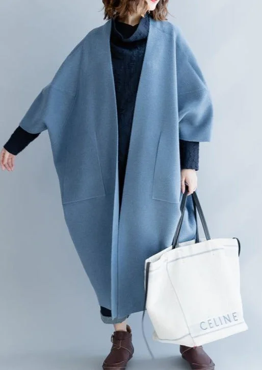 Women's knee - length wool blend coats with a fur collar for added warmthBlue Wool Overcoat Loose Long Winter Coat Fall Jackets Batwing Sleeve Women's knee - length wool blend coats with a fur collar for added warmthBlue Wool Overcoat Loose Long Winter Coat Fall Jackets Batwing Sleeve