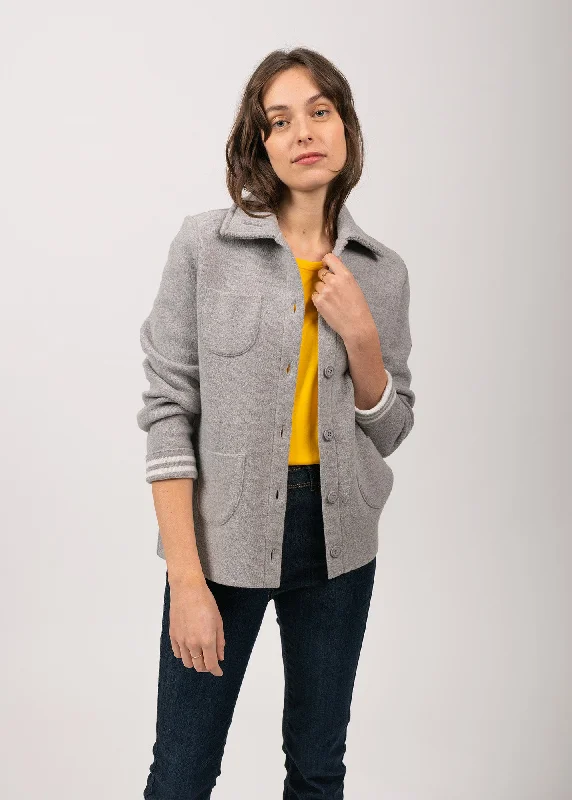 Hooded women's puffer coats in neon colors for high - visibility sportsNASHVILLE - Short Buttoned Jacket with Patch Pockets for Women (LIGHT GREY / WINTER WHITE) Hooded women's puffer coats in neon colors for high - visibility sportsNASHVILLE - Short Buttoned Jacket with Patch Pockets for Women (LIGHT GREY / WINTER WHITE)