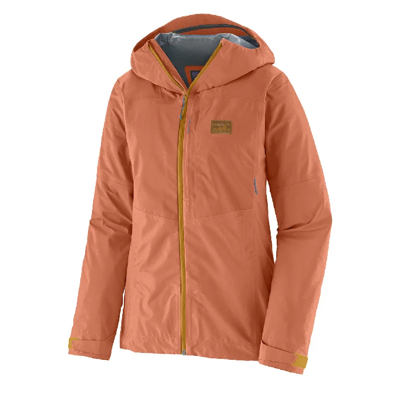 Long women's mac coats in a lightweight fabric for spring showersPatagonia Womens Boulder Fork Rain Jacket Sienna Clay Long women's mac coats in a lightweight fabric for spring showersPatagonia Womens Boulder Fork Rain Jacket Sienna Clay