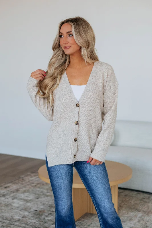 cashmere blend women cardigan for a luxurious feelSherah Knit Cardigan - Oatmeal