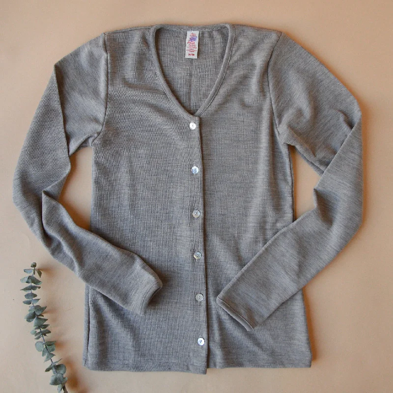 cropped women cardigan to pair with high - waisted jeansWomen's Fine Rib Cardigan - 100% Organic Merino Wool (XS-L) *Limited Edition cropped women cardigan to pair with high - waisted jeansWomen's Fine Rib Cardigan - 100% Organic Merino Wool (XS-L) *Limited Edition