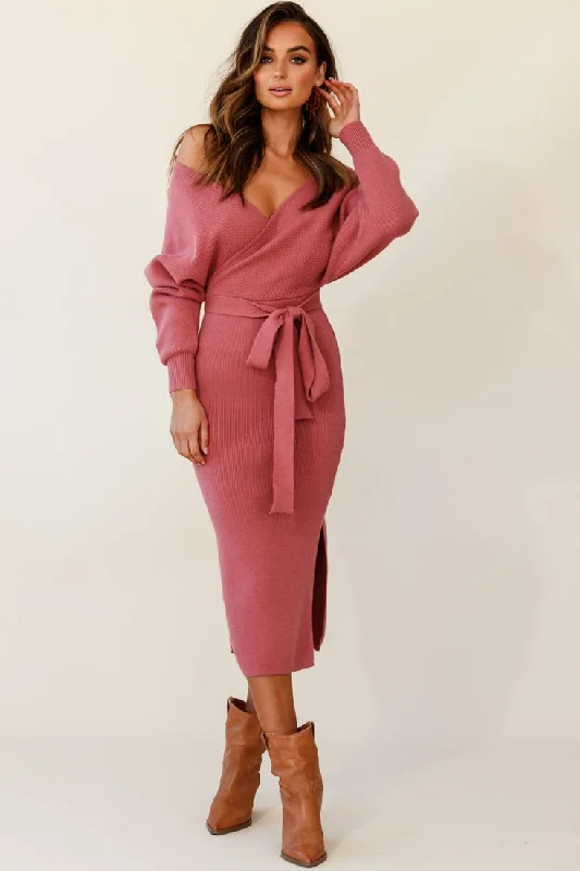 Button - fly sweater pants for a classic detail​Cameo Batwing Knit Midi Dress Rose