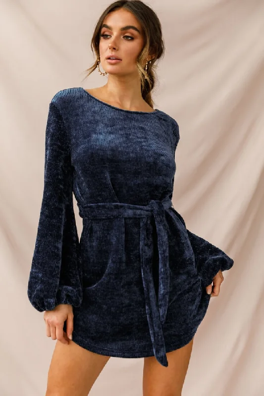 Side - pocket sweater pants for easy access​Diva Velvet Yarn Knit Dress Navy