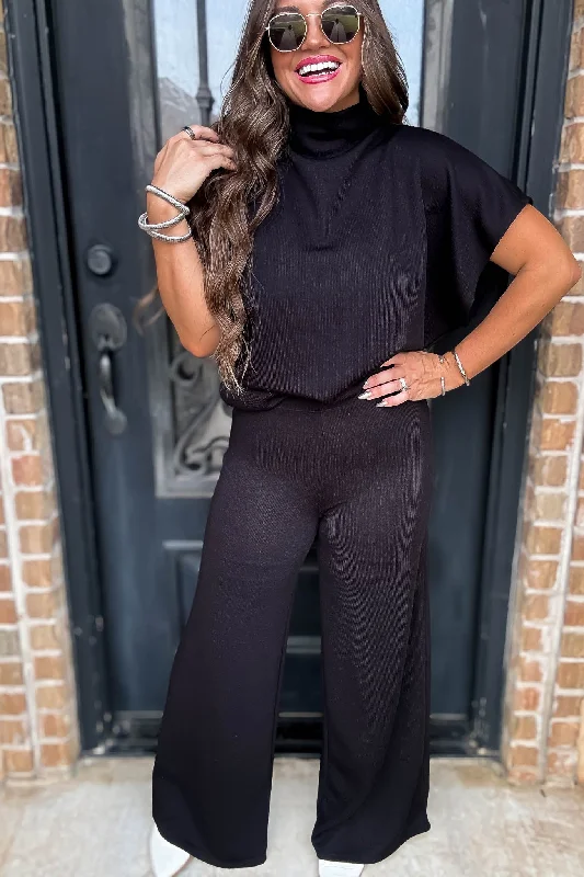 Pullover sweater pants for easy wear​Here For It Black Sweater Pants