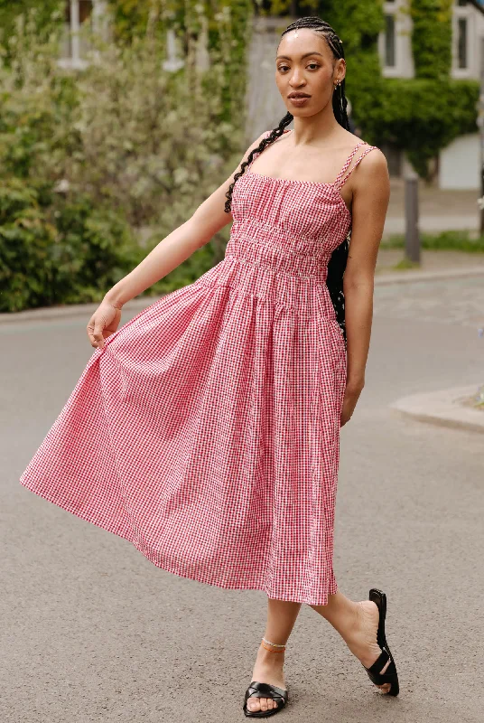 Sleeveless Women's Silk Blend Sweater Dresses for a Sophisticated LookJULIANA MARTEJEVS Margo Dress Sleeveless Women's Silk Blend Sweater Dresses for a Sophisticated LookJULIANA MARTEJEVS Margo Dress
