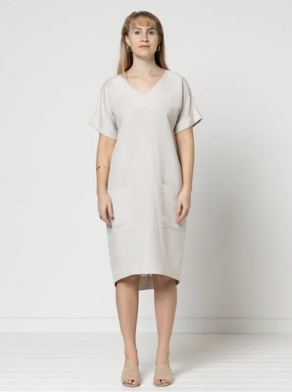 Plus Size Women's Long Sleeve Cable Knit Sweater DressesStyle Arc Adeline Dress