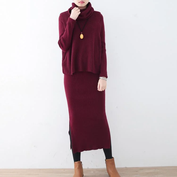 Plus Size Women's Ruffled Hem Sweaters in Floral PrintsWarm burgundy long slim sweaters dresses two pieces and high neck sleeveless knit pullover Plus Size Women's Ruffled Hem Sweaters in Floral PrintsWarm burgundy long slim sweaters dresses two pieces and high neck sleeveless knit pullover