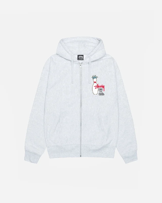 Women's hoodie with a kangaroo pocket and a pom - pom drawstring for added charmKINGPIN ZIP HOODIE Women's hoodie with a kangaroo pocket and a pom - pom drawstring for added charmKINGPIN ZIP HOODIE