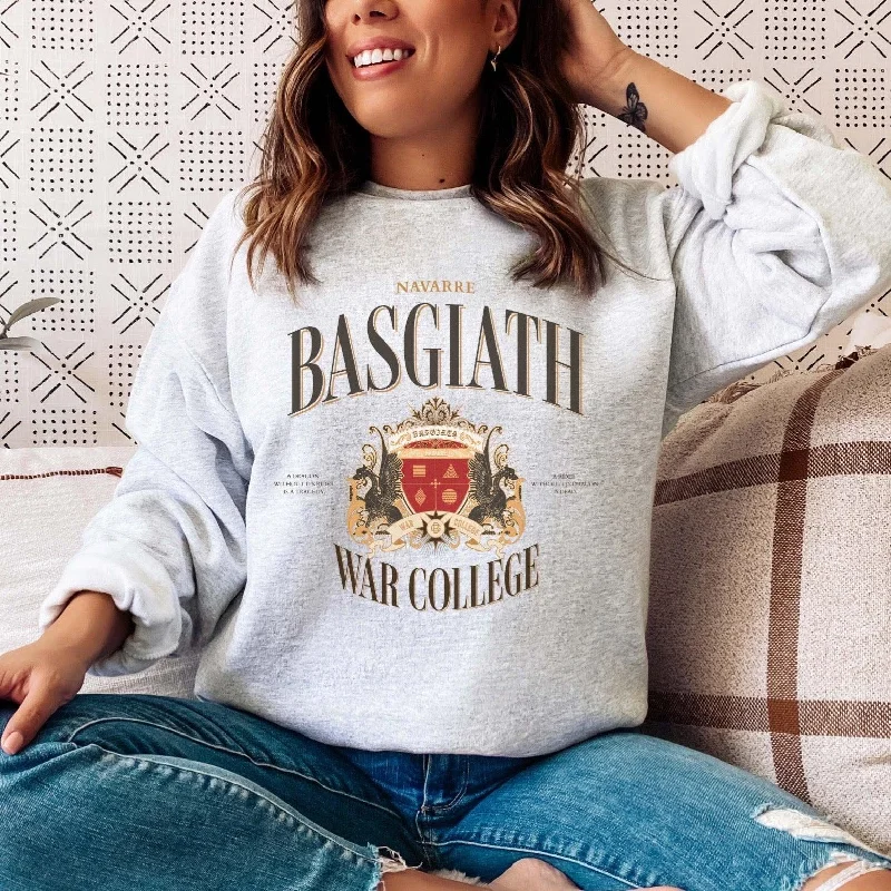 Women's zip - front sweatshirt with contrast stitching for a sporty aestheticBasgiath War College Vintage Style Sweatshirt Women's zip - front sweatshirt with contrast stitching for a sporty aestheticBasgiath War College Vintage Style Sweatshirt