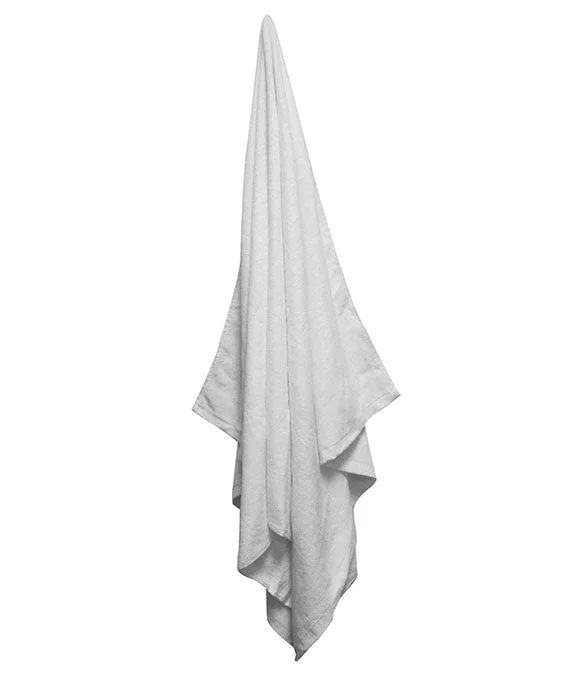 Women's pullover hoodie with a side slit for a modern and relaxed fitC3560 - Carmel Towel Company Velour Beach Towel Women's pullover hoodie with a side slit for a modern and relaxed fitC3560 - Carmel Towel Company Velour Beach Towel