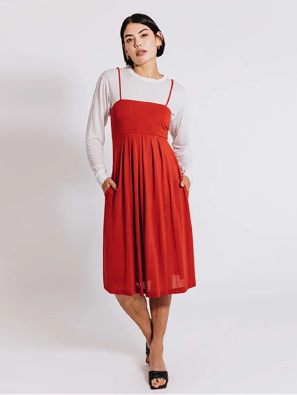 Women jumpsuits with spaghetti - strap tops for a delicate and breezy lookDay & Night Lenzing Vegan Dress | Indian Red Women jumpsuits with spaghetti - strap tops for a delicate and breezy lookDay & Night Lenzing Vegan Dress | Indian Red