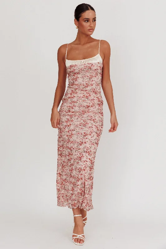Mermaid - Style Women Dress with a Fitted Silhouette for Special OccasionsI'm Blushing Floral Lace Maxi Dress Rose Mermaid - Style Women Dress with a Fitted Silhouette for Special OccasionsI'm Blushing Floral Lace Maxi Dress Rose
