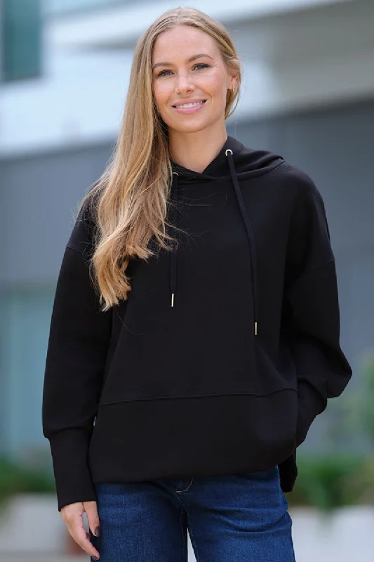 Women's tie - dye hoodie in bright colors for a retro and eye - catching styleIsabella Sweatshirt 2599 | Black | Sweatshirt fra Prepair Women's tie - dye hoodie in bright colors for a retro and eye - catching styleIsabella Sweatshirt 2599 | Black | Sweatshirt fra Prepair