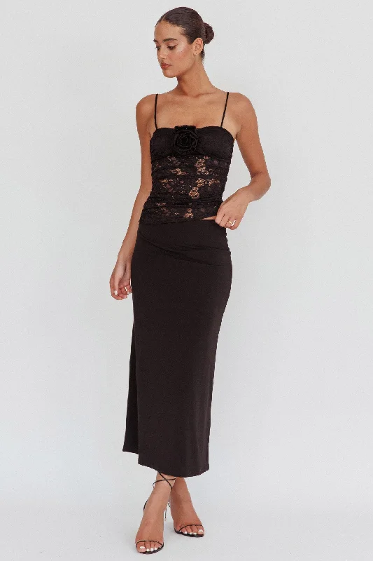 Ruffled Women Dress with Multiple Layers for a Playful and Girly StyleLorely Lace Rosette Maxi Dress Top Black