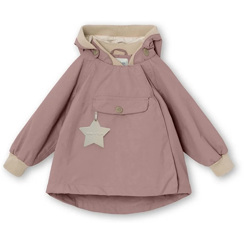 Women's cropped down jackets in bold colors for a sporty and fashionable winter outfitMINI A TURE Wai Spring Jacket Pale Woodrose Women's cropped down jackets in bold colors for a sporty and fashionable winter outfitMINI A TURE Wai Spring Jacket Pale Woodrose