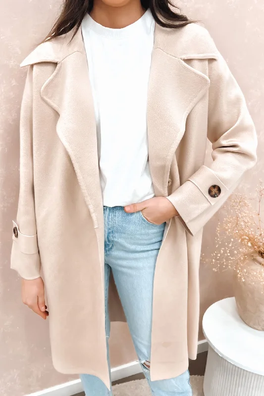 Women's long - line cardigan jackets in a soft knit for a cozy and elegant lookOdette Coat Cream Women's long - line cardigan jackets in a soft knit for a cozy and elegant lookOdette Coat Cream