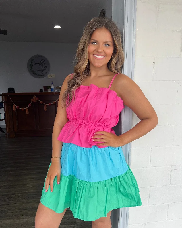 Lace - Embellished Women Dress for an Elegant and Sophisticated AppearancePink, blue, green tiered dress Lace - Embellished Women Dress for an Elegant and Sophisticated AppearancePink, blue, green tiered dress