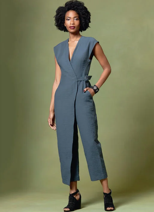 Women jumpsuits with abstract prints for an artistic and unique outfitVogue Jumpsuit V1645 Women jumpsuits with abstract prints for an artistic and unique outfitVogue Jumpsuit V1645