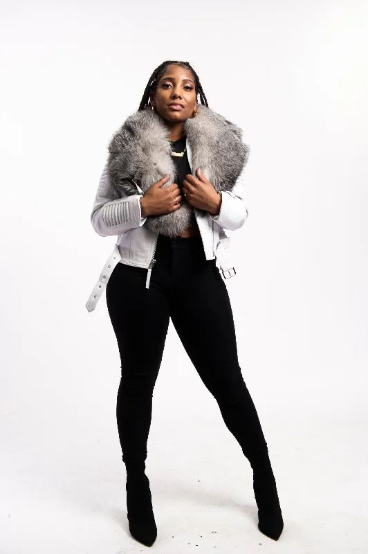 Women's long - length wool blend jackets for a warm and stylish winter lookWomen's Trey Biker White Oversized Fox Collar [Silver Fox Fur]
