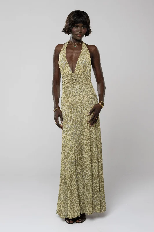 Maxi dresses with a criss - cross back for a flirty and unique detailChelsea Maxi Dress in Sardinia Maxi dresses with a criss - cross back for a flirty and unique detailChelsea Maxi Dress in Sardinia
