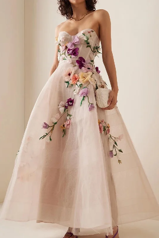 Maxi dresses with patchwork designs for a one - of - a - kind styleMaraya 3D Floral Applique Strapless Maxi Dress Maxi dresses with patchwork designs for a one - of - a - kind styleMaraya 3D Floral Applique Strapless Maxi Dress