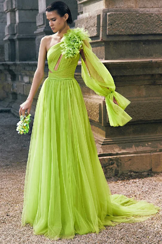 Maxi dresses with a pleated skirt for a timeless and elegant appearanceMarchesa Illusion One-Shoulder Tulle Maxi Dress Maxi dresses with a pleated skirt for a timeless and elegant appearanceMarchesa Illusion One-Shoulder Tulle Maxi Dress