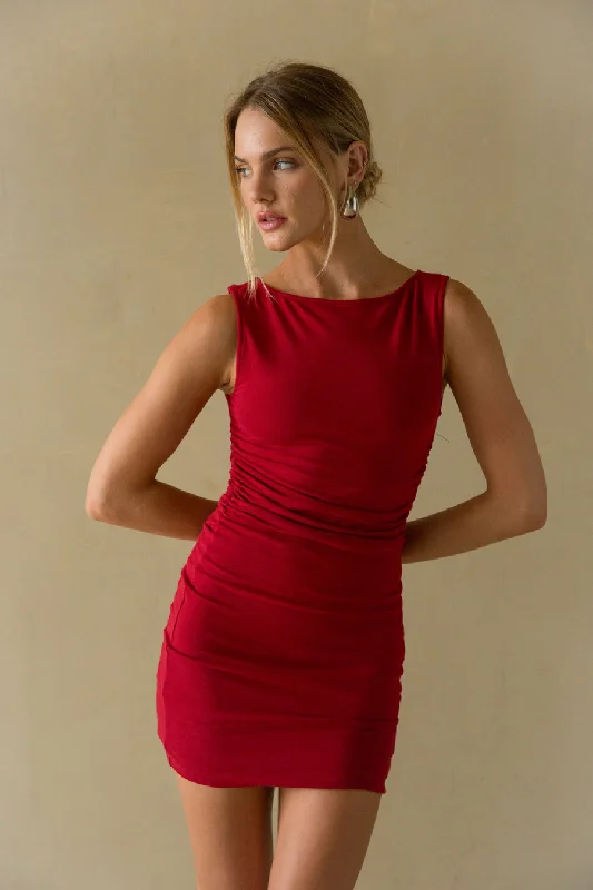 Mini dresses with abstract prints for an artistic lookTara Boatneck Ruched Bodycon Mini Dress Mini dresses with abstract prints for an artistic lookTara Boatneck Ruched Bodycon Mini Dress