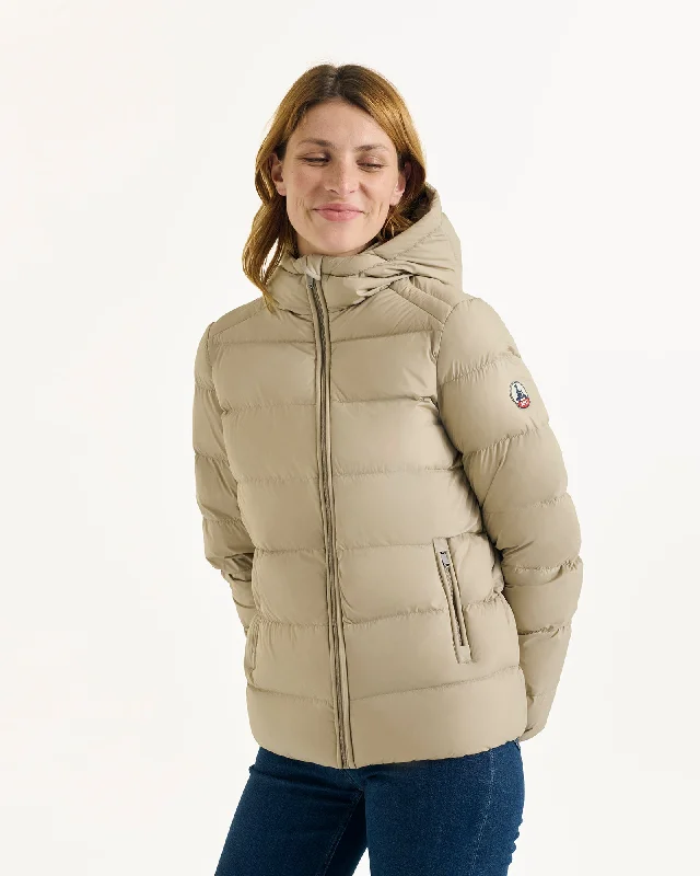 down coat with inner pocket for valuablesJohanna straight-cut hooded down jacket Beige down coat with inner pocket for valuablesJohanna straight-cut hooded down jacket Beige