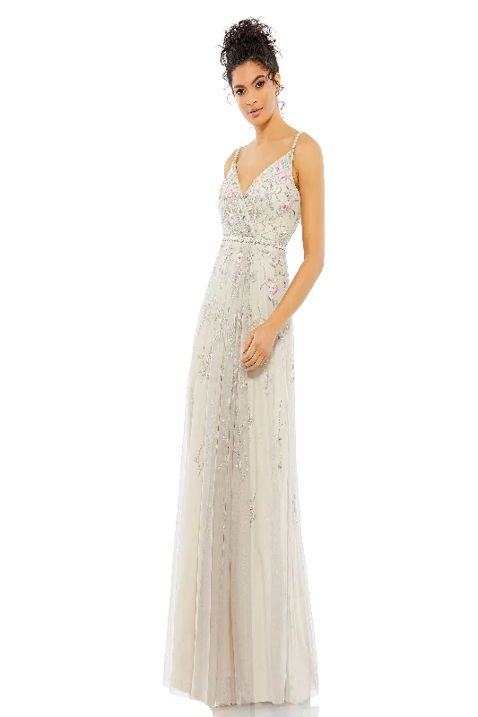 Formal dresses with ruched back panels and button - down fronts for a unique and flattering fitMac Duggal 9141 Formal dresses with ruched back panels and button - down fronts for a unique and flattering fitMac Duggal 9141