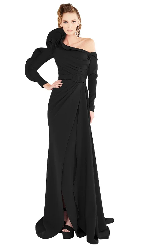 Prom dresses with keyhole backs and rhinestone - studded straps for a flirty lookMNM Couture 2571 Dress Prom dresses with keyhole backs and rhinestone - studded straps for a flirty lookMNM Couture 2571 Dress