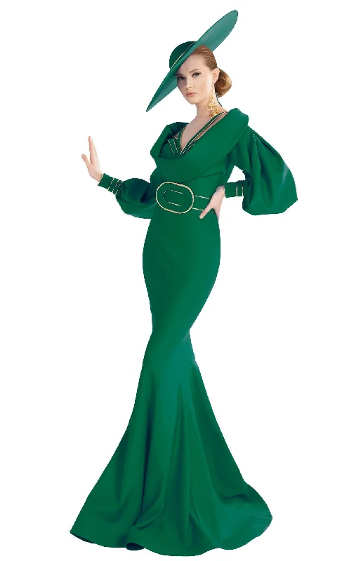 Long - sleeved formal dresses in velvet for a winter formal eventMNM Couture 2572 Dress Long - sleeved formal dresses in velvet for a winter formal eventMNM Couture 2572 Dress