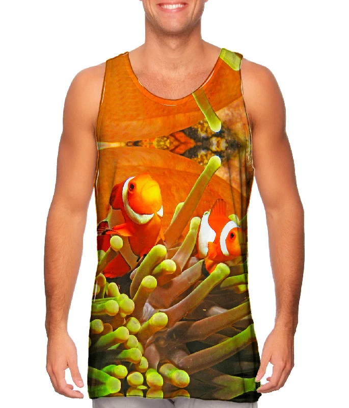 V - Neck Women's Moisture - Wicking Tank Tops for RunningAnemone Fish Underwater