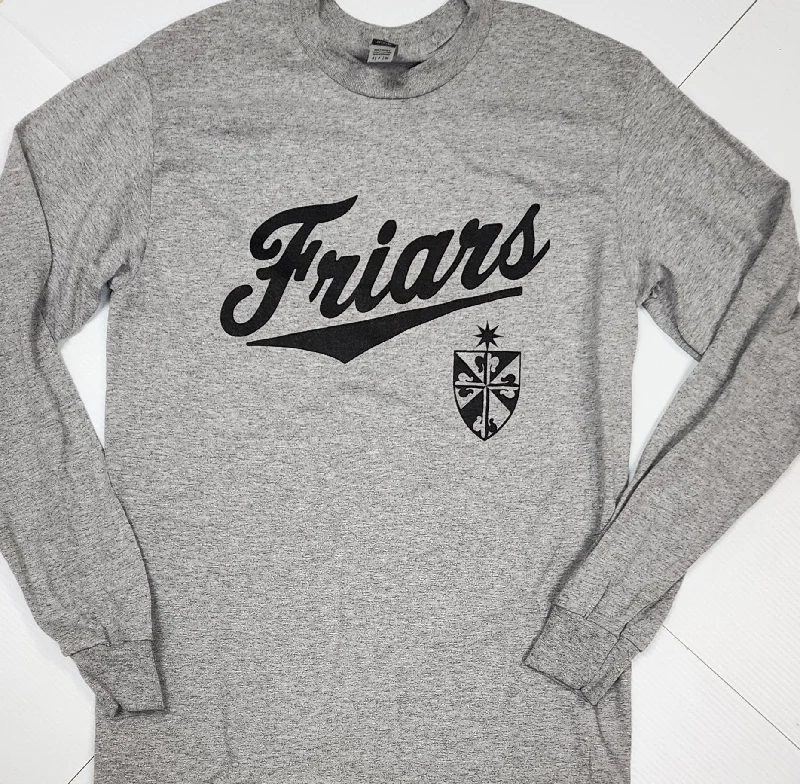 Polo shirt with a cropped length for a trendy lookGray Friars Swoosh Tail Long Sleeve Tshirt Polo shirt with a cropped length for a trendy lookGray Friars Swoosh Tail Long Sleeve Tshirt