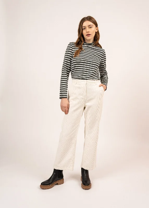 High - Waisted Women Shorts for a Retro and Flattering LookTess Velvet Trousers - straight cut (BLANC D'HIVER) High - Waisted Women Shorts for a Retro and Flattering LookTess Velvet Trousers - straight cut (BLANC D'HIVER)