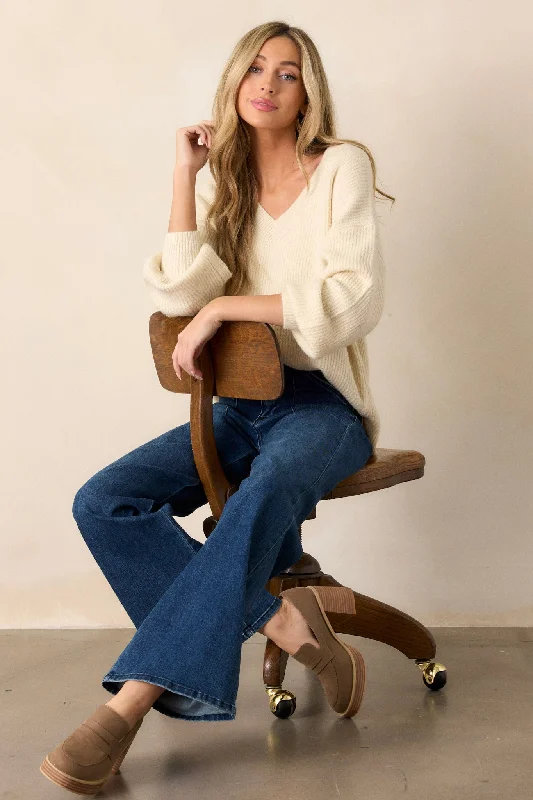Pocket - Equipped Women Long Sleeve Top for Added FunctionalityYou Know The Story Oatmeal Sweater Pocket - Equipped Women Long Sleeve Top for Added FunctionalityYou Know The Story Oatmeal Sweater